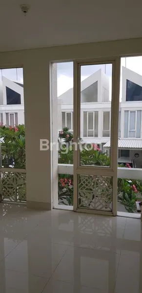 image GRAND PAKUWON, HUNIAN MODERN & NYAMAN, HANYA 10 MENIT KE PUSAT KOTA SURABAYA, DEKAT AKSES TOL, FASILITAS LENGKAP ! (5)