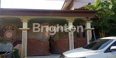image RUMAH + FURNITURE LENGKAP RUNGKUT ASRI TIMUR (AC, TV, WATERHEATER, KULKAS, SPRINGBED, SOFA, MEJA MAKAN DLL) (7)