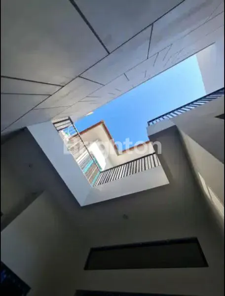 image MANYAR KERTOADI BARU GRESS DEKAT GALAXY MALL,KERTAJAYA INDAH,PAKUWON CITY (5)