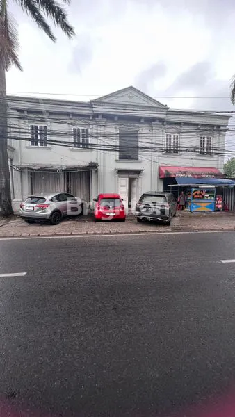 RUKO 2 LANTAI PINGGIR JALAN RAYA BOGOR