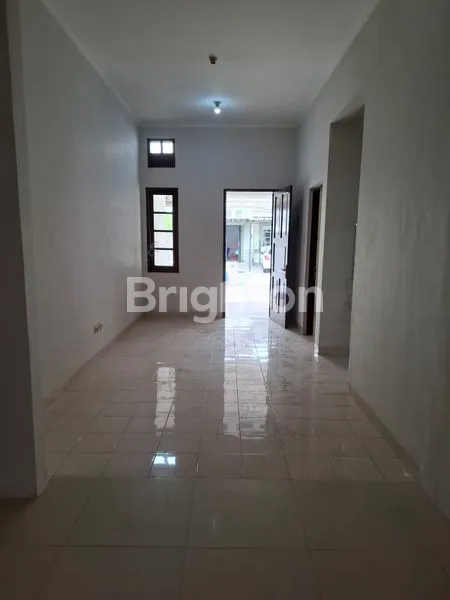 image DIJUAL RUMAH SIAP HUNI KOTA WISATA CIBUBUR (3)