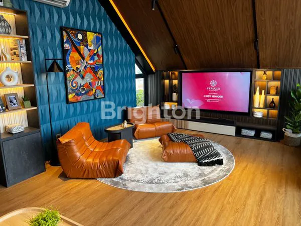 image RUMAH LOKASI SPESIAL 3 LANTAI STROZZI AT SYMPHONIA SUMMARECON PAGEDANGAN TANGERANG BANTEN (8)