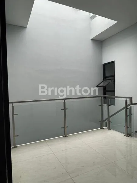 image RUMAH BARU LEBAR 8M2 DI SUTOREJO INDAH DI SURABAYA TIMUR (3)