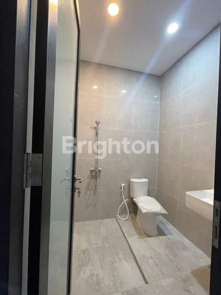 image RUMAH BARU LEBAR 8M2 DI SUTOREJO INDAH DI SURABAYA TIMUR (4)