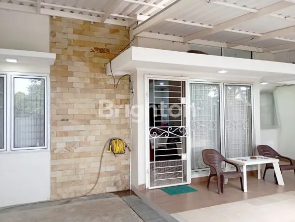 image RUMAH BAGUS SEMI FURNISH SIAP HUNI AREA OPI MALL JAKABARING (2)