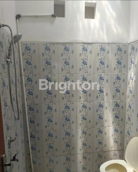 image RUMAH DI PUSAT KERAMAIAN CEMANI. HARGA TERMURAH BISA BUAT USAHA PASTI LARIS!! (5)