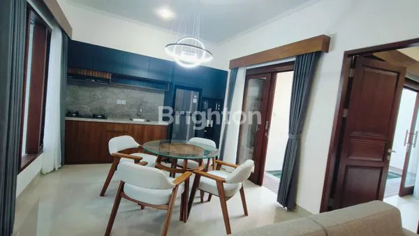 image HUNIAN NYAMAN DI KAWASAN ELITE MUMBUL-NUSA DUA DESAIN BANGUNAN 2 LANTAI DENGAN KONSEP  MODERN MINIMALIST. (3)