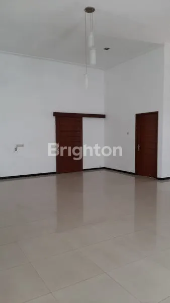 image RUMAH DI MANYAR (INCLUDE 3 AC) (5)