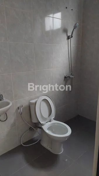 image HUNIAN NYAMAN DI CLUSTER VALENCIA, 3 KT (7)