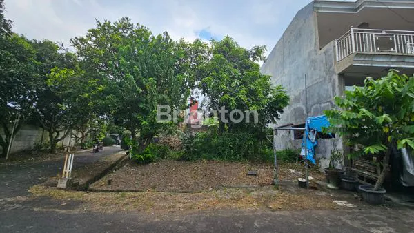 TANAH KAVLING DI BUMI PALAPA SAXOPHONE