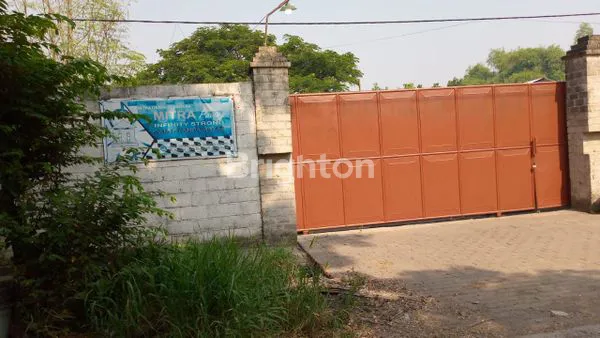 image PABRIK PAVING AKTIF DI MOJOSARI 30 METER DARI JALAN RAYA PROVINSI LUAS 3500 M² BONUS MESIN & TRAINING + CV DIBERIKAN (3)