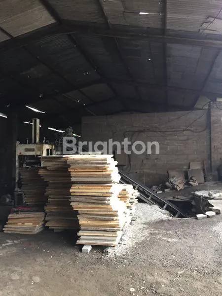 image PABRIK PAVING AKTIF DI MOJOSARI 30 METER DARI JALAN RAYA PROVINSI LUAS 3500 M² BONUS MESIN & TRAINING + CV DIBERIKAN (6)