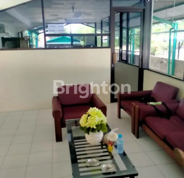 image GUDANG WORKSHOP MOBIL DAN CAR WASH DI SEMOLOWARU SURABAYA (4)