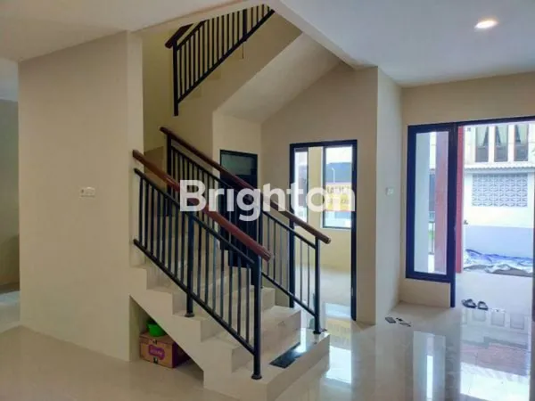 image RUMAH MINIMALIS 2 LANTAI DI KOALA REGENCY  (4)