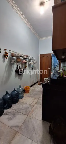 image VILLA CANTIK, BAGUS, BESAR, BERSEJARAH DI KELILINGI KAWASAN HIJAU JOGJS UTARA (5)