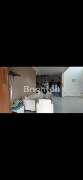 image RUMAH MEWAH CANTIK 2 LANTAI FULL FURNISH DIJUAL (1)