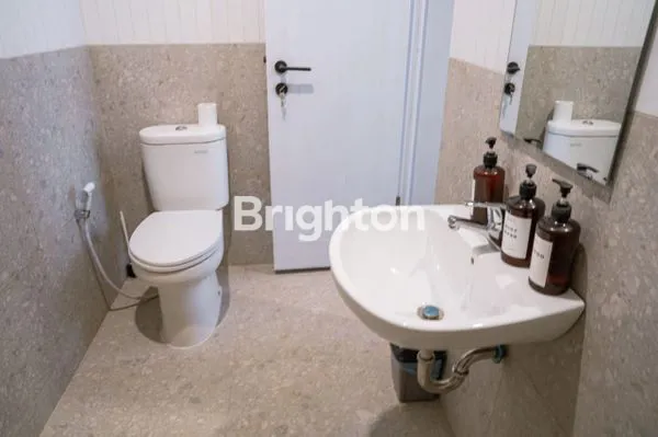 image DI JUAL RUMAH MEWAH (4)