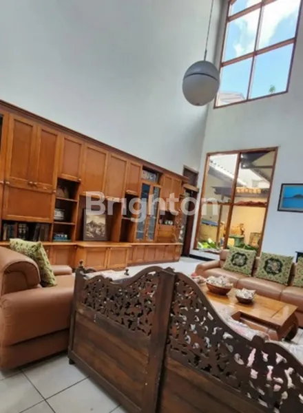image RUMAH SECOND 1,5 LANTAI KENDANGSARI DEKAT UBAYA, TENGGILIS MEJOYO (4)