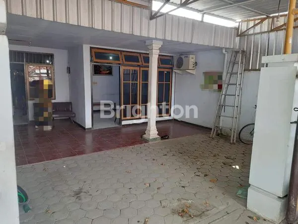 image RUMAH DI PINGGIR JALAN KEDIRI KOTA - COCOK UNTUK USAHA DAN HUNIAN (3)