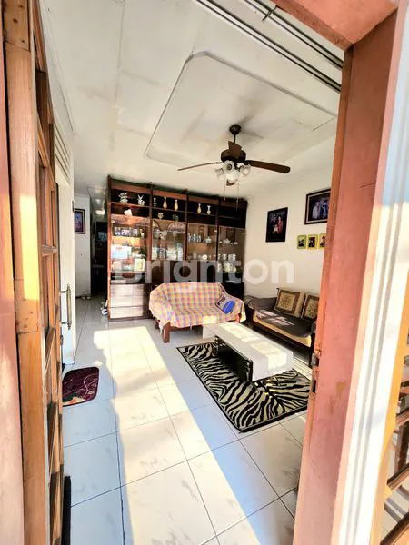 image RUMAH . KEMANGGISAN , DEKAT SLIPI (4)