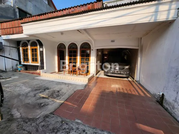 image RUMAH . KEMANGGISAN , DEKAT SLIPI (1)