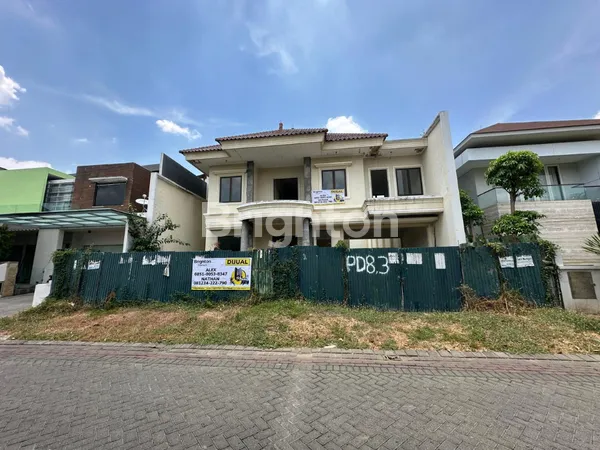 image RUMAH SETENGAH JADI ROW LEBAR MURAH HITUNG TANAH VILLA BUKIT REGENCY 2 PAKUWON INDAH (1)