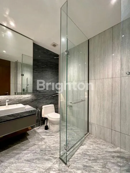 image HARGA TURUN!! RUMAH MEWAH 15X33 M 5 BR LYNDON NAVAPARK BSD CITY FULL FURNISHED (5)