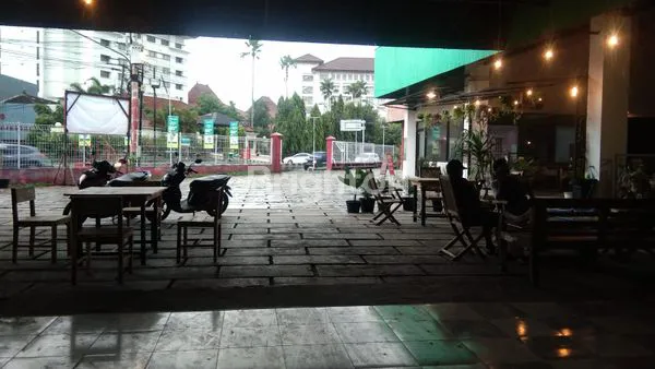 image RUANG USAHA LOKASI STRATEGIS DEKAT JALAN A YANI (3)