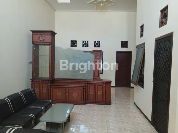 image RUMAH HUNIAN PREMIUM LOKASI STRATEGIS JALAN RONGGOWARSITO KEDIRI (6)