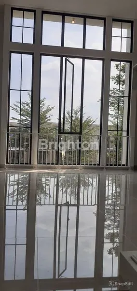 image RUKO LONDON PARK AVENUE WBM LOKASI PALING DEPAN DEKAT PINTU MASUK  (2)