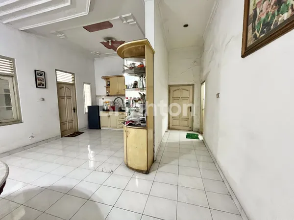 image RUMAH 1.5 LT SIAP HUNI PUSAT KOTA ANJASMORO (6)