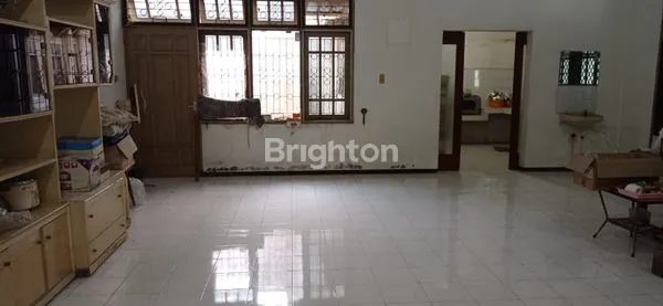 image RUMAH HITUNG TANAH DI KAWASAN HUNIAN MANYAR INDAH (2)