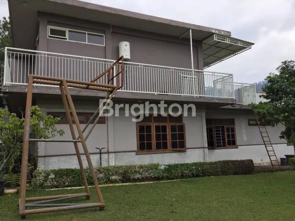 image VILLA BAGUS DI BATU MALANG (4)