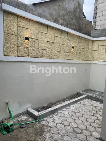 image RUMAH SIAP HUNI DI PERUMAHAN PURI SURYA JAYA (7)