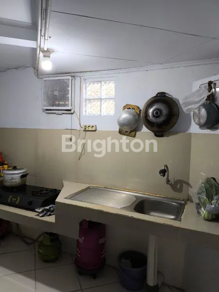 image RUMAH 2 LANTAI AMPERA (8)