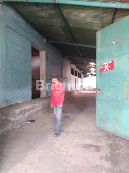 image GUDANG DEKAT JANTUNG KOTA (3)