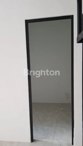 image RUMAH BARU SIAP HUNI  MEZZANNE GRAHA SURYA (4)