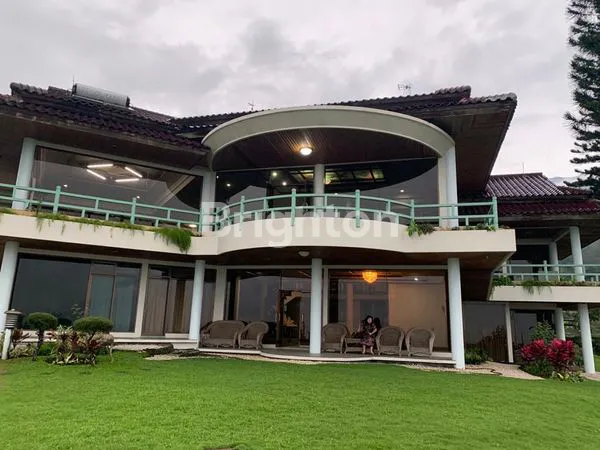 image JACK MA VILLA STYLE WITH SPLIT LEVEL ONLY 35 M (1)