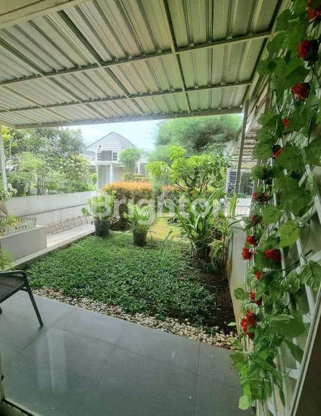 image RUMAH CANTIK 2 LANTAI SIAP HUNI, FULL FURNISH, MONTANA HILLS, TAMAN DAYU, PANDAAN, PASURUAN, JAWA TIMUR (4)