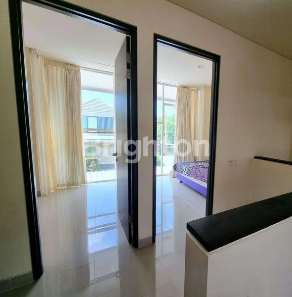 image RUMAH CANTIK 2 LANTAI SIAP HUNI, FULL FURNISH, MONTANA HILLS, TAMAN DAYU, PANDAAN, PASURUAN, JAWA TIMUR (3)