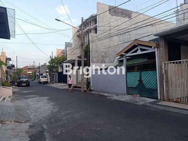 image RUMAH 2 LANTAI NGINDEN INTAN DEKATMANYAR, JEMURSARI, PRAPEN, TENGGILISRUMAH MEWAH NGINDEN INTAN (2)