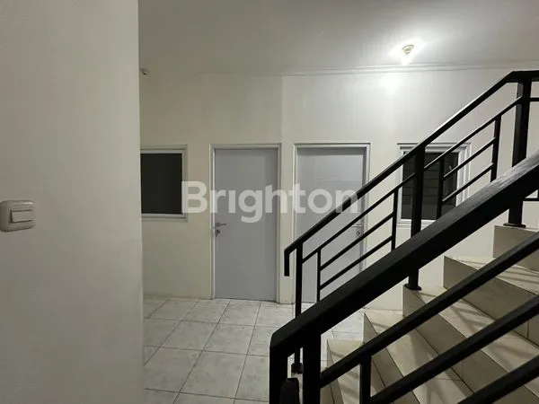 image RUMAH TERAWAT DAERAH TAMAN KOPO INDAH 3 (2)