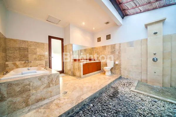 image VILLA & TANAH MURAH BADUNG BALI FULL FURNISHED PLUS SWIMMING POOL (5)