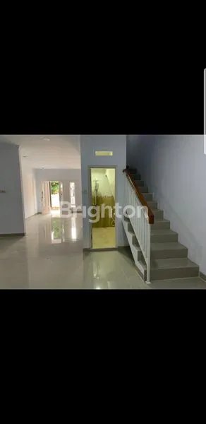 image DIJUAL RUMAH RAFFLES HILLS CIBUBUR (2)