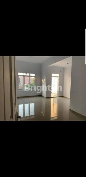 image DIJUAL RUMAH RAFFLES HILLS CIBUBUR (7)