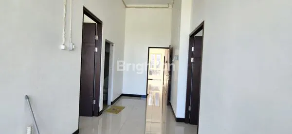 image RUMAH 2 LANTAI SIAP HUNI KEPUTIH DEKAT SUKOLILO DIAN REGENCY PAKUWON CITY MERR OERR (5)