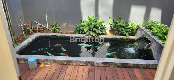 image RUMAH 2 LANTAI SIAP HUNI KEPUTIH DEKAT SUKOLILO DIAN REGENCY PAKUWON CITY MERR OERR (4)