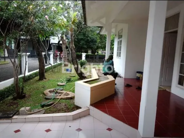 image DISEWAKAN RUMAH DI KEMANG PRATAMA BEKASI BARAT JAWA BARAT (2)