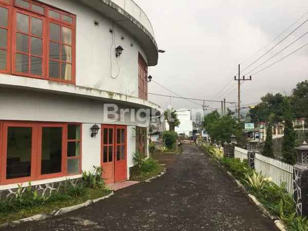 image SEBIDANG TANAH, 1HEKTAR LEBIH AREA WISATA BATU MALANG BONUS , 16 KAMAR SIAP PAKAI , DEKAT ALIRAN SUNGAI, BISA UTK RAFTING (1)