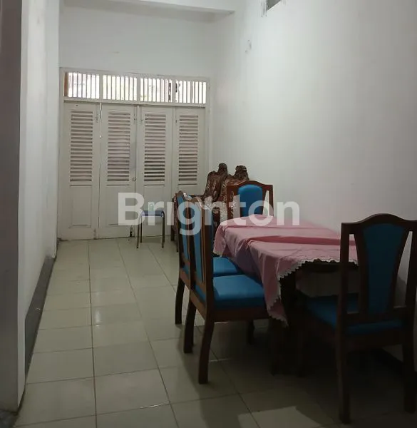 image RUMAH 1.5 LT DI DR WAHIDIN SUDIROHUSODO TUBAN (2)